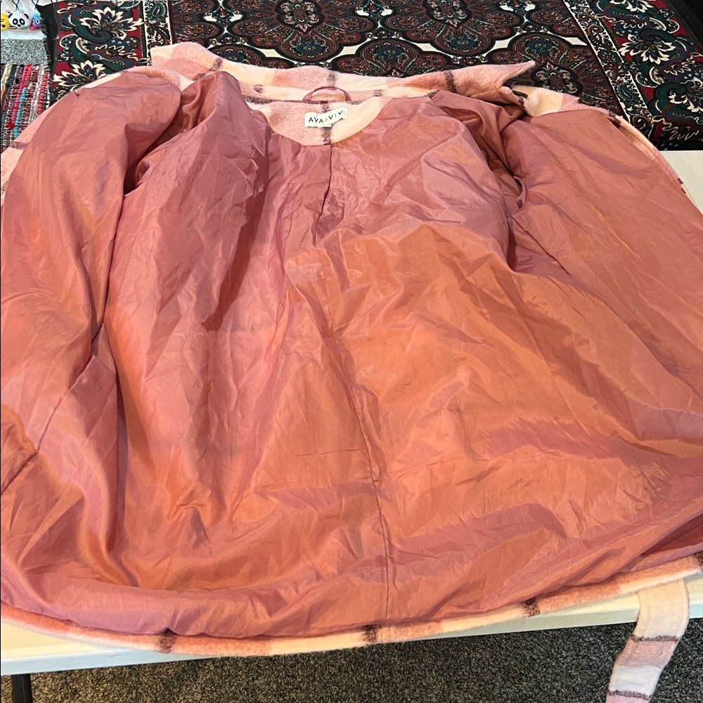 #22. Pink plaid jacket. 3x - Picture 7 of 14